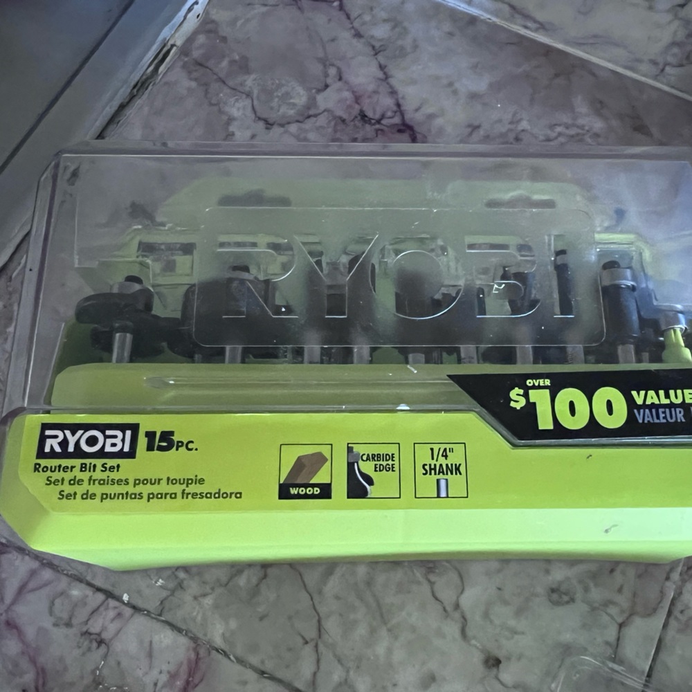 Ryobi shank carbide router bit set (15 pieces)
